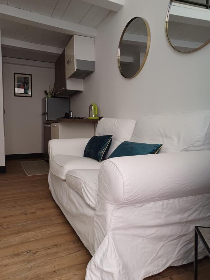All'1 Di Rajno' Relaxing Aparthotel Lecce Exteriör bild