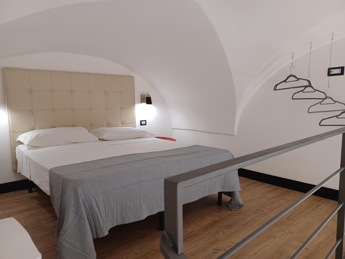 All'1 Di Rajno' Relaxing Aparthotel Lecce Exteriör bild